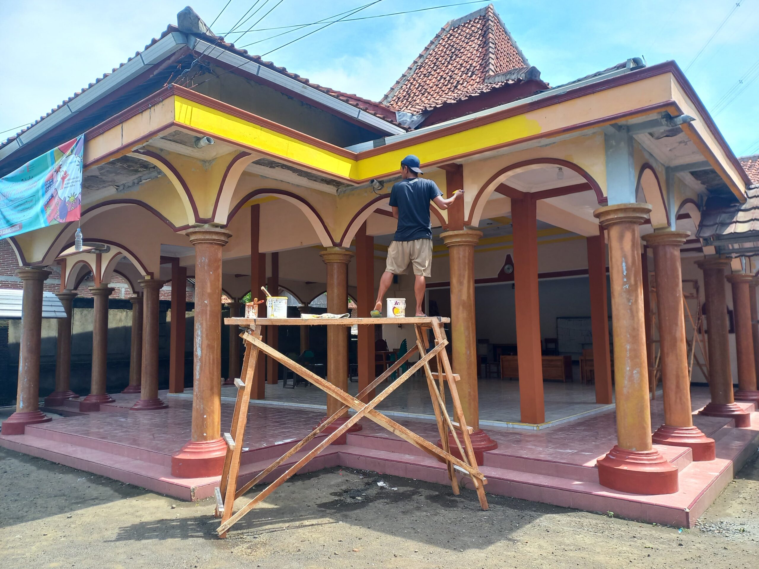Aula Desa Karangjengkol: Pusat Kegiatan dan Kebersamaan Masyarakat!